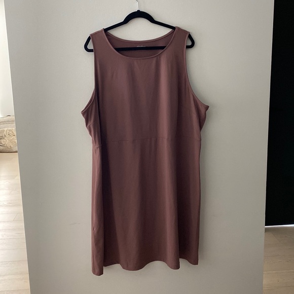 Pretty summer dress - Picture 1 of 7